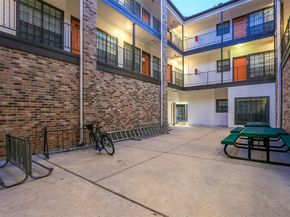 912 W 22nd ST 208, Austin TX 78705