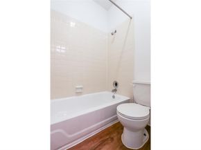 912 W 22nd ST 208, Austin TX 78705