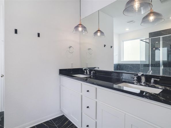 1965 Alasio DR, Leander TX 78641