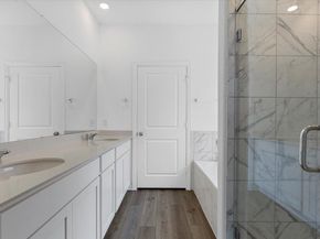 245 Glen Arbor DR, Liberty Hill TX 78642