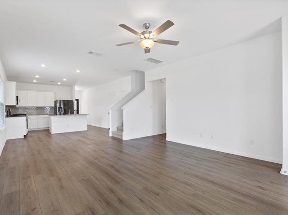 245 Glen Arbor DR, Liberty Hill TX 78642