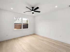 1500 Sylvan Glade 1A, Austin TX 78745