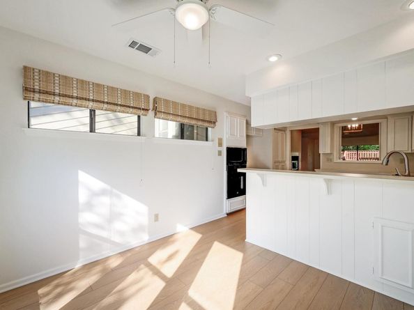 6820 N Cypress Point 22, Austin TX 78746
