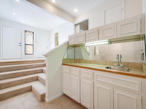 6820 N Cypress Point 22, Austin TX 78746