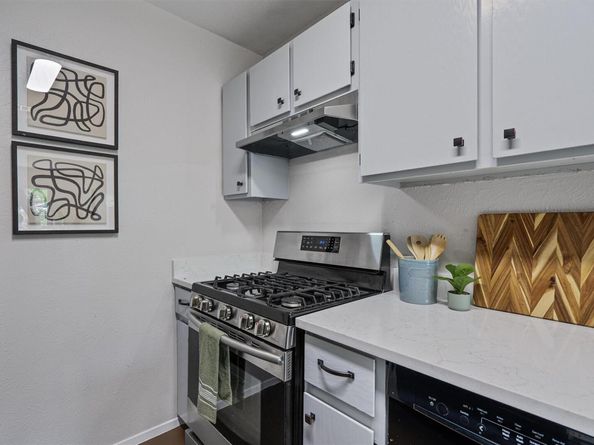 8615 Croydon LOOP, Austin TX 78748