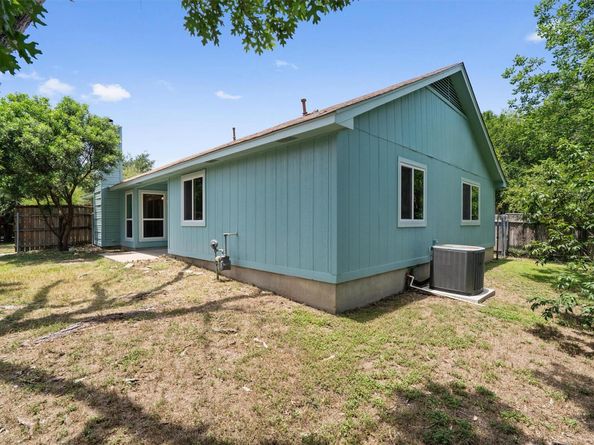 8615 Croydon LOOP, Austin TX 78748