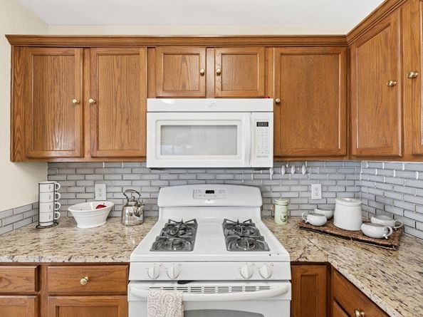 7201 Proud Panda DR, Del Valle TX 78617