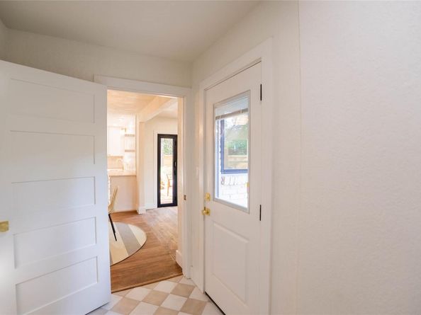 7700 Robalo RD, Austin TX 78757