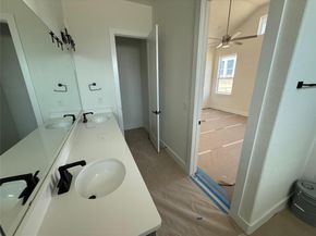 12104 Fennec WAY, Austin TX 78758