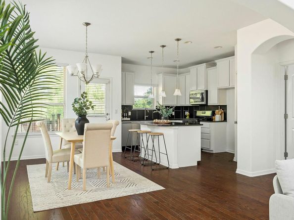 800 Totis RD, Austin TX 78748