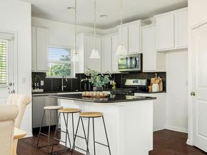 800 Totis RD, Austin TX 78748