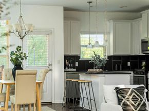 800 Totis RD, Austin TX 78748