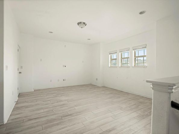 800 Totis RD, Austin TX 78748