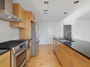 300 Bowie ST 1101, Austin TX 78703