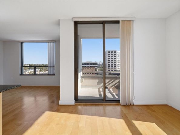 300 Bowie ST 1101, Austin TX 78703