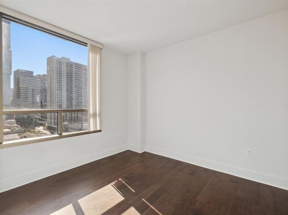 300 Bowie ST 1101, Austin TX 78703