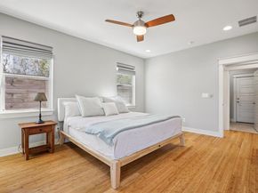 1910 E 10th ST, Austin TX 78702