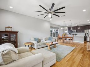 1910 E 10th ST, Austin TX 78702