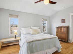 1910 E 10th ST, Austin TX 78702