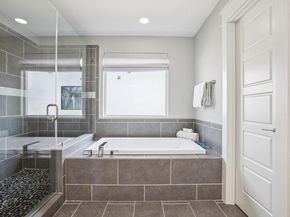 1910 E 10th ST, Austin TX 78702