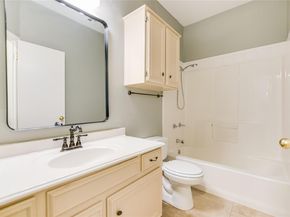 243 Mooring CIR B, Lakeway TX 78734