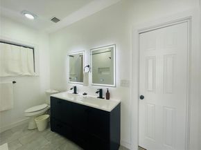 1403 Newfield LN, Austin TX 78703