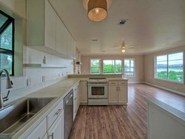 15205 Back Of The Moon ST, Austin TX 78734