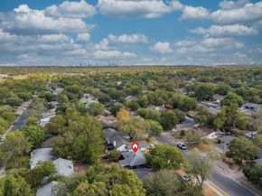 6504 Clubway LN, Austin TX 78745