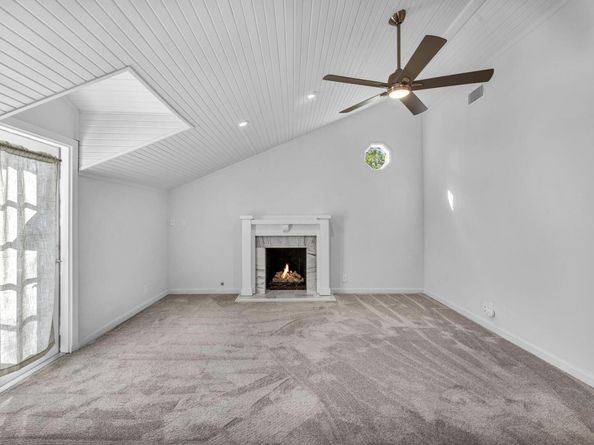 1806 S Main ST, Georgetown TX 78626