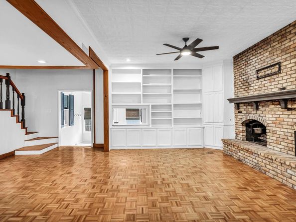 1806 S Main ST, Georgetown TX 78626