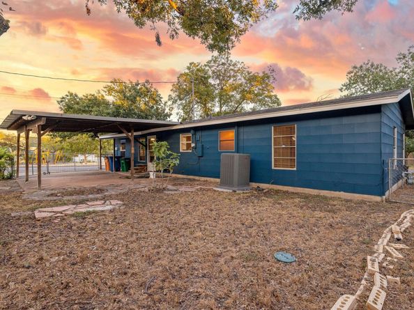 7706 Creston LN, Austin TX 78752