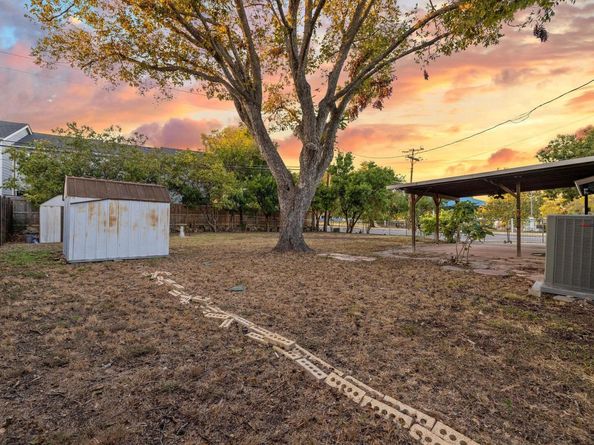 7706 Creston LN, Austin TX 78752