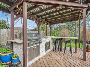 822 Hermitage DR, Austin TX 78753