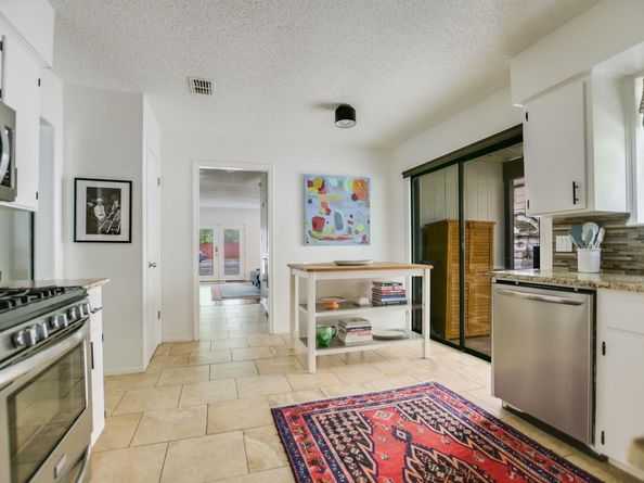 7000 Shadywood DR, Austin TX 78745