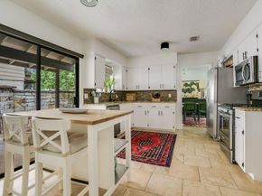 7000 Shadywood DR, Austin TX 78745