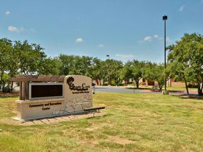 809 Stillhouse SPG, Round Rock TX 78681