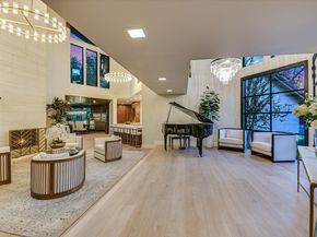 6204 Lost Horizon DR, Austin TX 78759