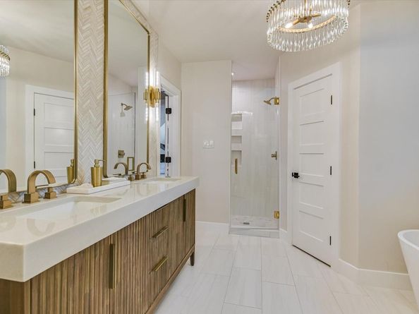 6204 Lost Horizon DR, Austin TX 78759