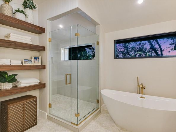 6204 Lost Horizon DR, Austin TX 78759