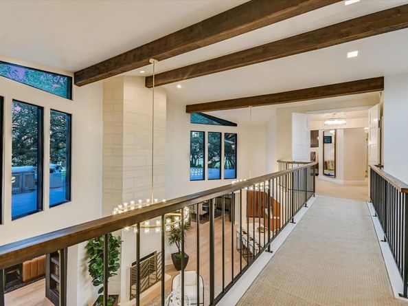 6204 Lost Horizon DR, Austin TX 78759