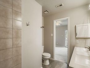 1827 River Crossing CIR C, Austin TX 78741