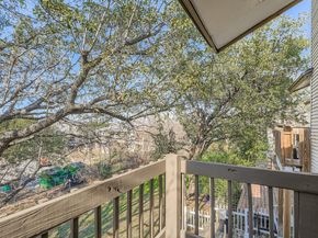 1827 River Crossing CIR C, Austin TX 78741