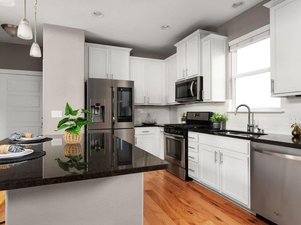 5910 Swayden LN, Austin TX 78745