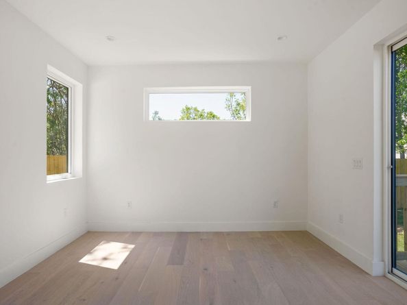 2609 Davis LN 2, Austin TX 78745