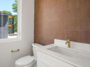 2609 Davis LN 2, Austin TX 78745