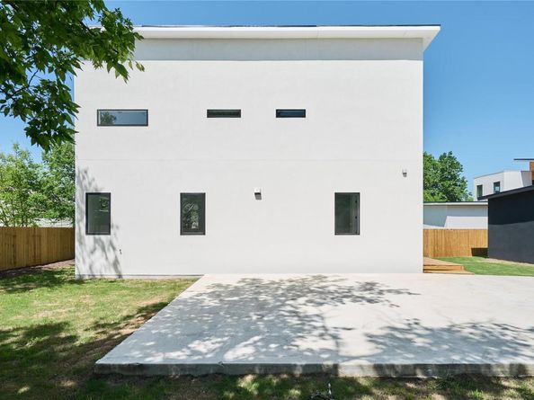 2609 Davis LN 2, Austin TX 78745