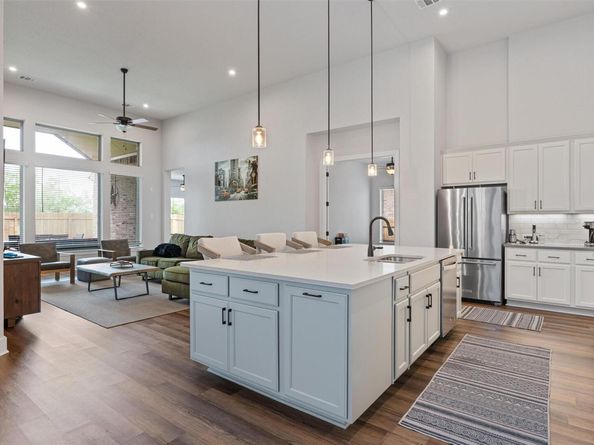 312 Rieti PKWY, Liberty Hill TX 78642