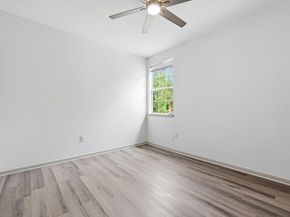 4620 W William Cannon DR 12, Austin TX 78749