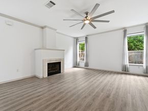4620 W William Cannon DR 12, Austin TX 78749