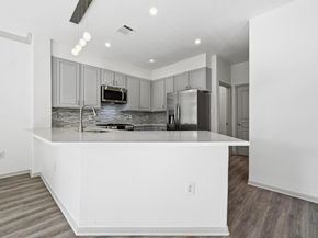 4620 W William Cannon DR 12, Austin TX 78749
